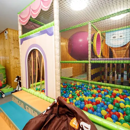 Готель Jelinek 4*